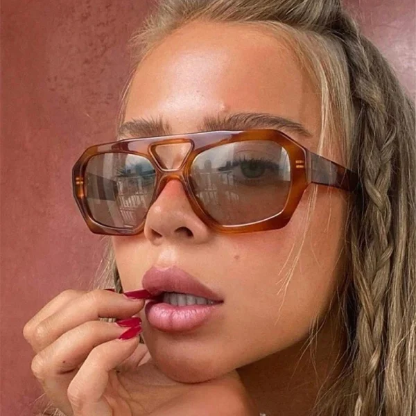 Modieuze Vierkante Zonnebril voor Mannen en Vrouwen – Uniek Retro Design met Ocean Lens - Image 3