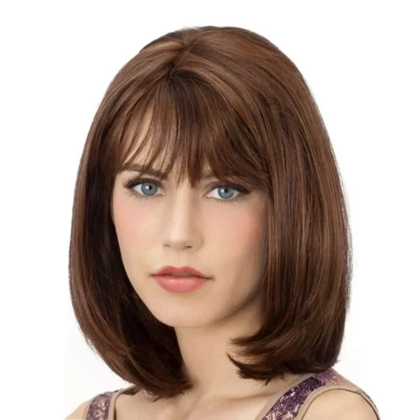 Pruik met Pony Donkerbruin – Korte, Steil Haarstijl voor Dames – Schouderlengte – Hittebestendig Synthetisch Haar – Natuurlijke Kleur - Image 7