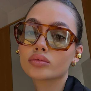 Modieuze Vierkante Zonnebril voor Mannen en Vrouwen – Uniek Retro Design met Ocean Lens