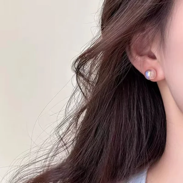 Modieuze Roze Parel Oorknopjes – Eenvoudige Elegantie | Luxe & Lichtgewicht Sieraden. - Image 4